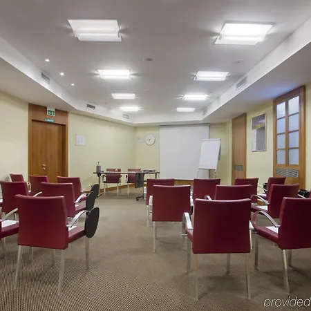 Holiday Inn Milan Garibaldi Station By Ihg 
